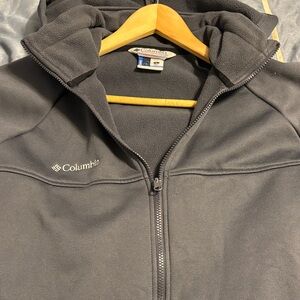 Columbia Men's Dark Gray Performance Jacket